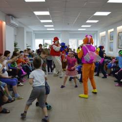 Администрация Владивостока и предприниматели организовали для детей праздник #13