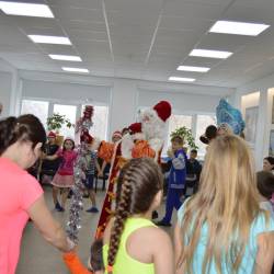 Администрация Владивостока и предприниматели организовали для детей праздник #19