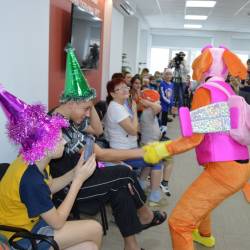 Администрация Владивостока и предприниматели организовали для детей праздник #32