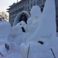 Одна из победителей международного конкурса скульптур из снега в Харбине поделилась впечатлениями #8