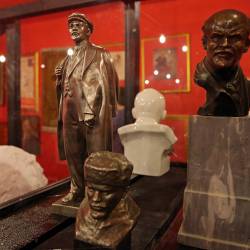 Во Владивостоке открылась выставка, посвященная Ленину #2