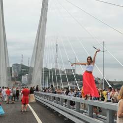 Ровно пять лет назад мост через бухту «Золотой Рог» открылся во Владивостоке #10