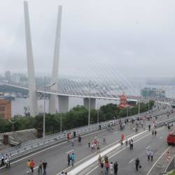 Ровно пять лет назад мост через бухту «Золотой Рог» открылся во Владивостоке #30