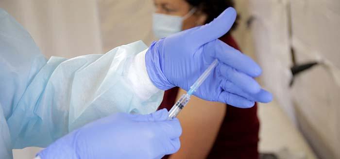 Прививку от гриппа сделали почти 40 % жителей Владивостока