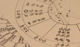 astrology-g8926ec93d_1920.jpg