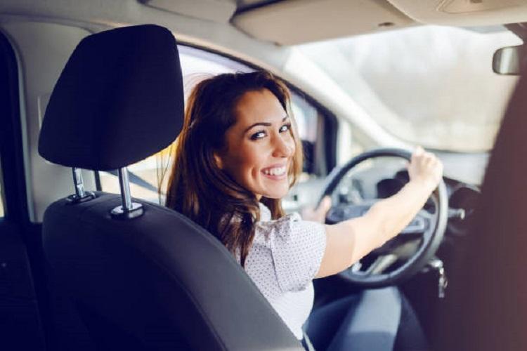 Женщина-автоинструктор: «Девушки начинают набираться храбрости на дорогах»