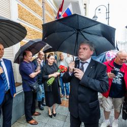 В открытии мемориальной доски приняли участие жители Владивостока, сотрудники FESCO, представители морского сообщества и ветераны отрасли #2