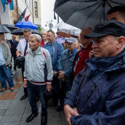 В открытии мемориальной доски приняли участие жители Владивостока, сотрудники FESCO, представители морского сообщества и ветераны отрасли #11