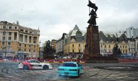 003 RDS Asia 2015 год. Дрифт-шоу на центральной площади Владивостока.JPG