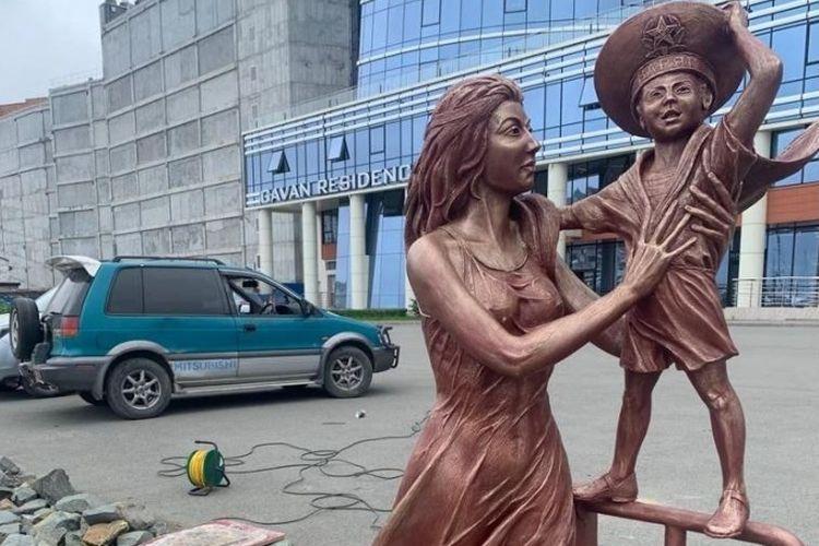 Скульптура «Мать и ребенок» не понравилась приморцам