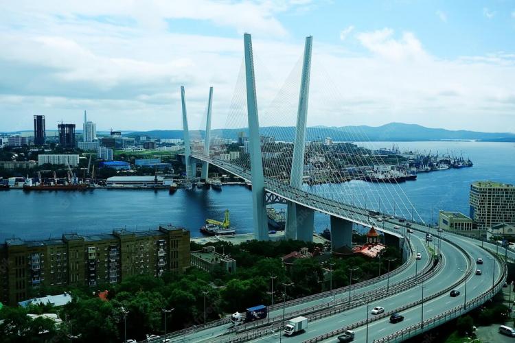 vladivostok-view-city-bridge_548821-23206.jpg