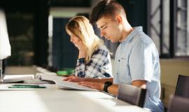 students-reading-books-table_23-2147678816.jpg