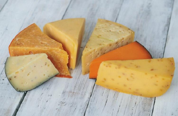 Дефекты сыра. Некачественный сыр. Пороки сыра. Фото бракованного сыра. Сыр понравился