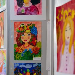 Ознакомиться с творчеством юных художников можно до конца недели во Дворце детского творчества #5