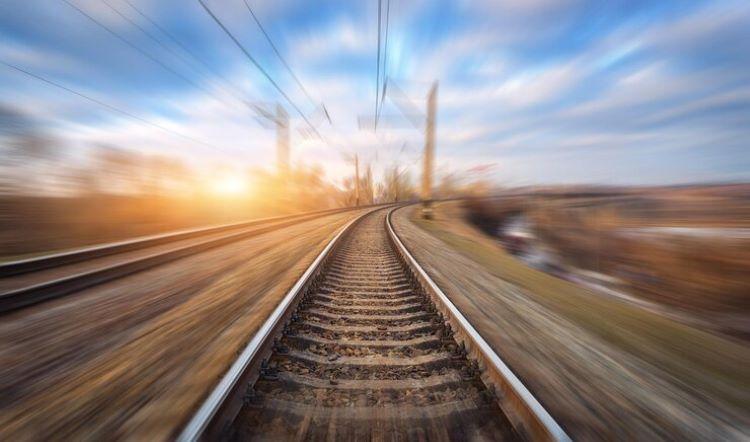 railway-station-with-motion-blur-effect_159067-957.jpg