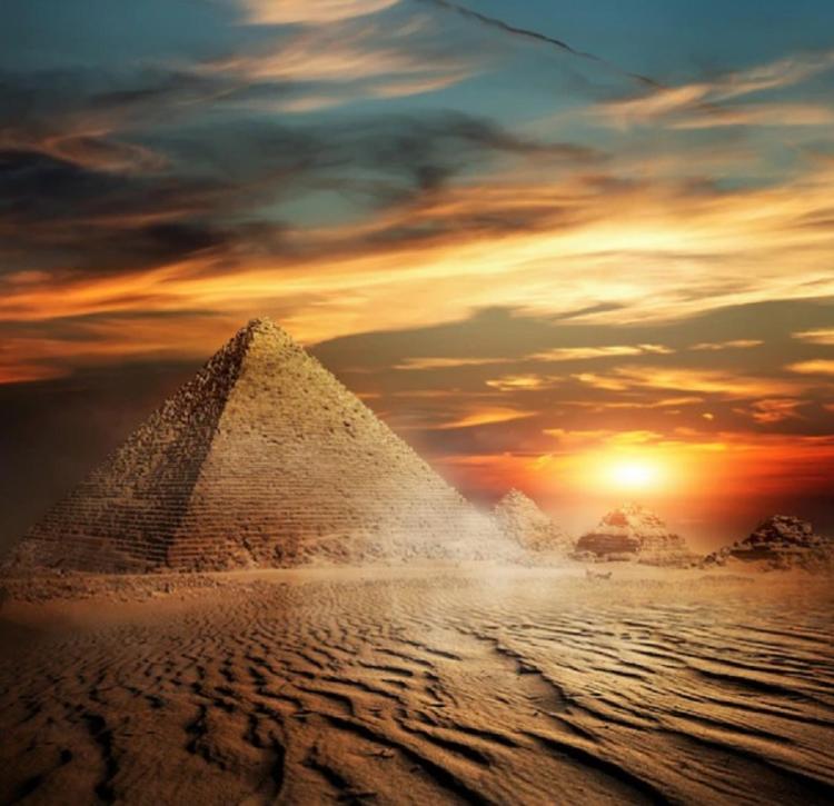 Снимок веб-страницы_17-1-2023_121814_www.freepik.com.jpeg