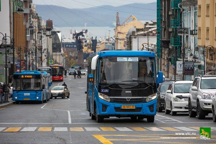 Билеты длительного пользования могут появиться в автобусах Владивостока