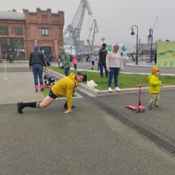 Самой юной участнице еще не исполнилось два года, а самому опытному бегуну стукнуло 86 лет #37