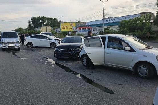 Пьяные подростки за рулем пьяный попал в аварию