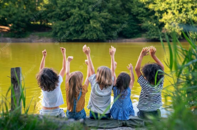 Снимок веб-страницы_11-8-2023_121735_www.freepik.com.jpeg