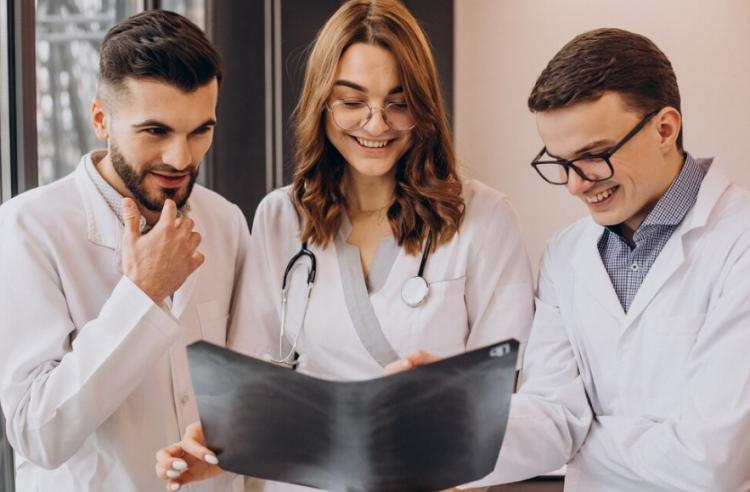 Снимок веб-страницы_14-8-2023_16391_www.freepik.com.jpeg