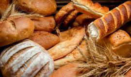 different-types-bread-made-from-wheat-flour_140725-5648.jpg