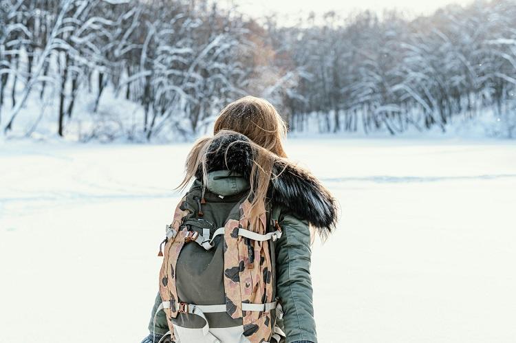 portrait-woman-with-backpack-on-winter-day (1).jpg