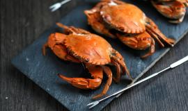 steamed-crabs_1387-122.jpg