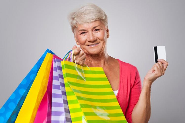 senior-woman-always-paying-for-shopping-by-credit-card_329181-2261.jpg