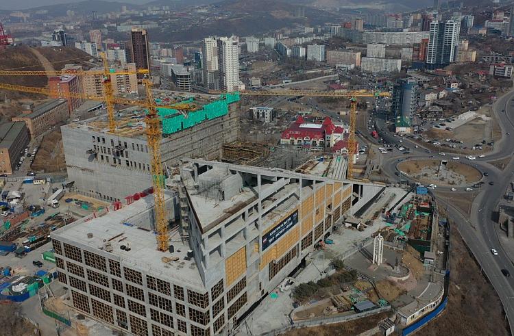 Строительство каркаса сцены Мариинского театра завершили во Владивостоке
