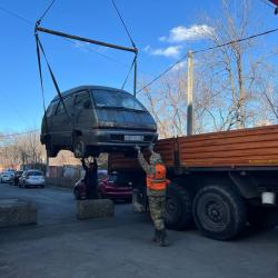 С улиц города уже вывезено более 20 таких транспортных средств #10