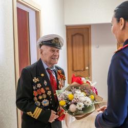 Одним из первых поздравления принял Василий Максимович Волчек #4