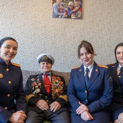 Одним из первых поздравления принял Василий Максимович Волчек #6