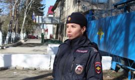 25-Pozharskiy_Policeyskaya_predotvratila_moshennichestvo_(foto)-800x600.jpg