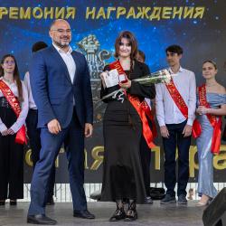 В этом году высокой награды удостоились 75 выпускников #11
