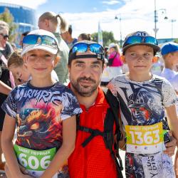 Торжества начались с «Забега первых», в котором приняли участие две тысячи детей в возрасте от 6 до 11 лет #5