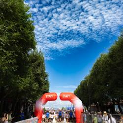 Торжества начались с «Забега первых», в котором приняли участие две тысячи детей в возрасте от 6 до 11 лет #8