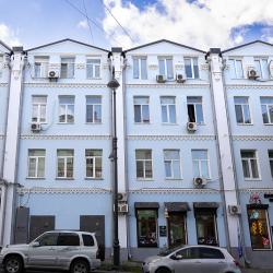 В настоящий момент подрядные организации работают на объектах по адресам: Океанский проспект, 13 и Светланская, 61. А оценить качество выполненных работ можно на примере обновленного фасада зданий по Светланской, 39 и 39в #3