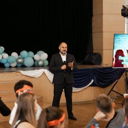 В битве эрудиций приняли участие 24 сборные команды, объединившие работников общего и дошкольного образования, школьников и студентов педагогических направлений #5