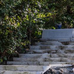 Одной из ключевых строек на сегодняшний день является лестница в районе дома №16 на улице Давыдова #9