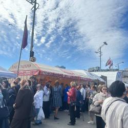 На центральной площади открылись Дни Республики Беларусь — ярмарка, техника, культура и дружба народов #5