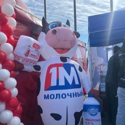 На центральной площади открылись Дни Республики Беларусь — ярмарка, техника, культура и дружба народов #7