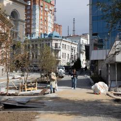 Преображение улицы Мордовцева на участке от Океанского проспекта до Алеутской близится к завершению #6