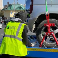 Наиболее проблемной зоной, где работа эвакуаторов оказалась особенно востребованной, стал район улицы Нейбута и Зелёного Бульвара #2