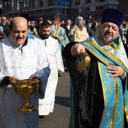 Праздничный день начался с религиозных церемоний #13