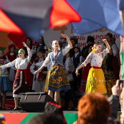 Праздничный день начался с религиозных церемоний #37