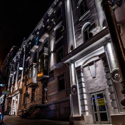 С 20 декабря гирлянды будут работать по выходным и праздничным дням до 23:00 #12