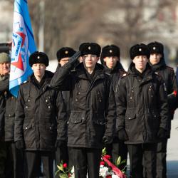 В памятном мероприятии приняли участие губернатор Приморского края Олег Кожемяко и глава Владивостока Константин Шестаков #11