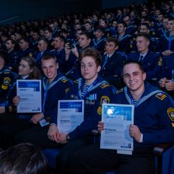 В финале межвузовского конкурса встретились 36 курсантов из шести профильных учебных заведений России. Лучшим молодым судоводителем страны вновь стала девушка #4