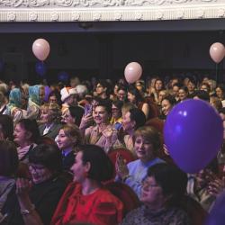 В Приморской краевой филармонии прошло торжественное собрание, посвященное Международному женскому дню #13